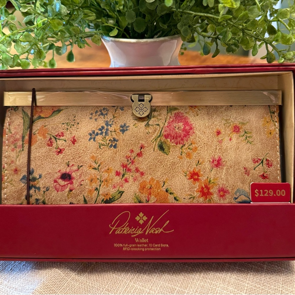 Patricia Nash Cauchy Wallet Prairie Rose